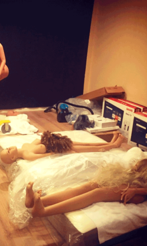 Sex-Doll-Rental-Experience-Halls