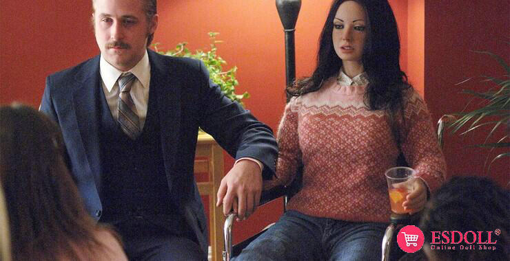 Sex-dolls-as-their-lover