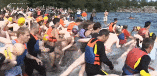 inflatable-sex-doll-river-race-attracts-thousands-of-men-and-women-in-russia