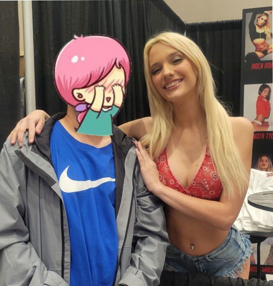 2023 Las Vegas AVN Adult Product Show Live Photo Report (2) 10. fotó