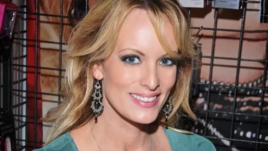 Stormy Daniels muñecas sexuales robots