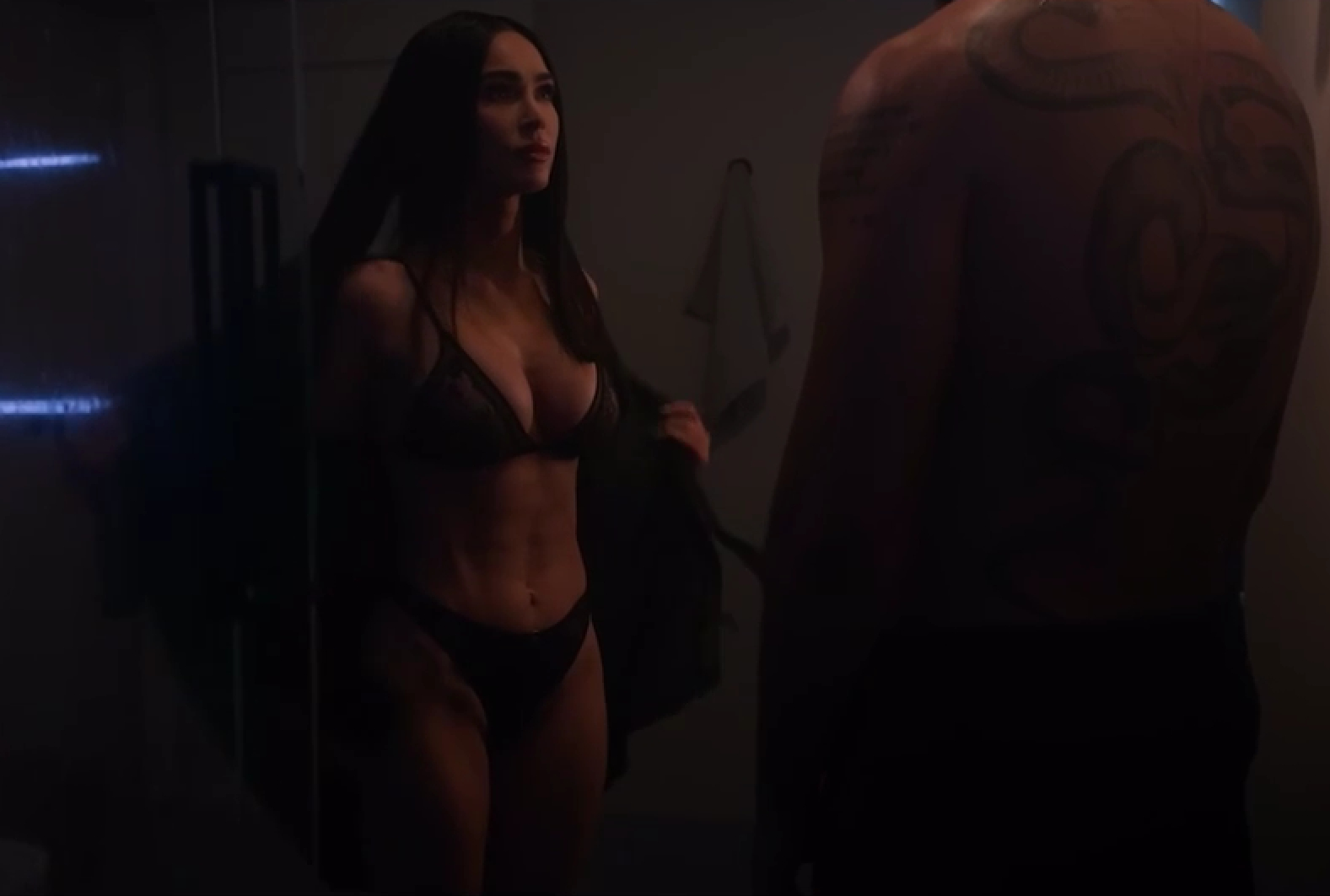 Sexy robot doll housekeeper develops feelings for the male owner. Image source: NetFlix
